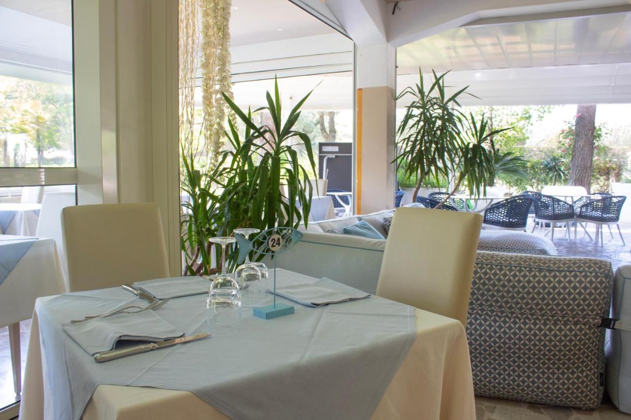 Hotel Hiki 3 Superior Bibione Bagian luar foto