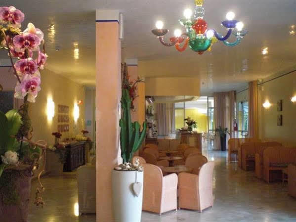 Hotel Hiki 3 Superior Bibione Bagian luar foto